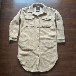 Noisy May Margot Longline Shacket - Irish Cream